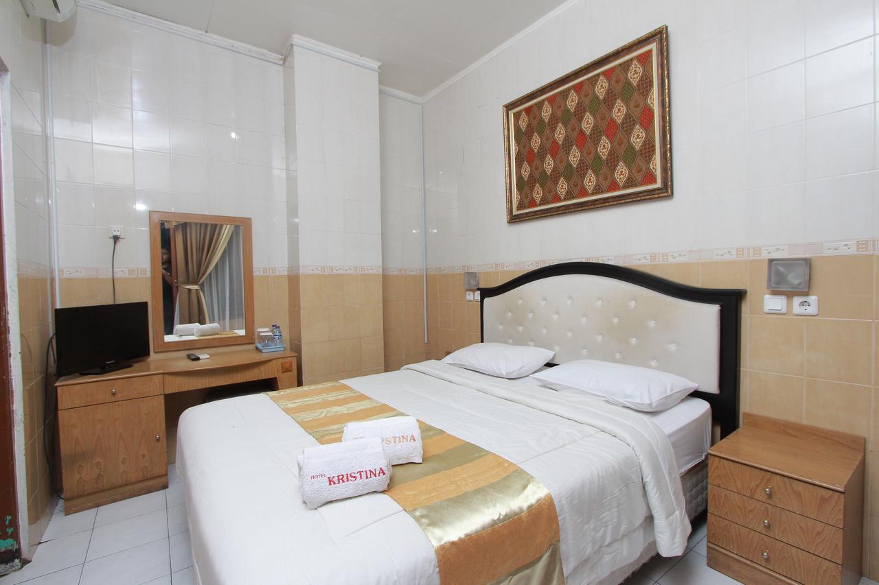 Hotel Kristina Malioboro Yogyakarta Exterior photo